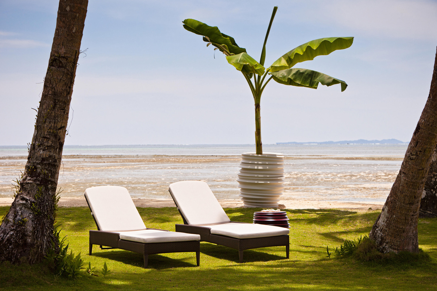 BABYLON Stool / Side Table Incl. Light detail