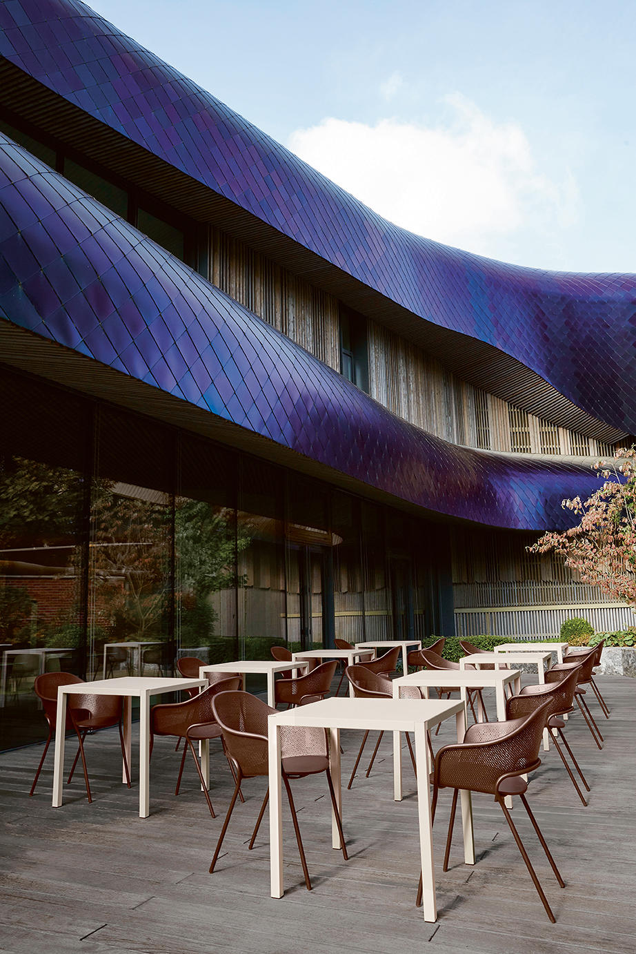 Inside Out | Table 140 X 70 Cm detail