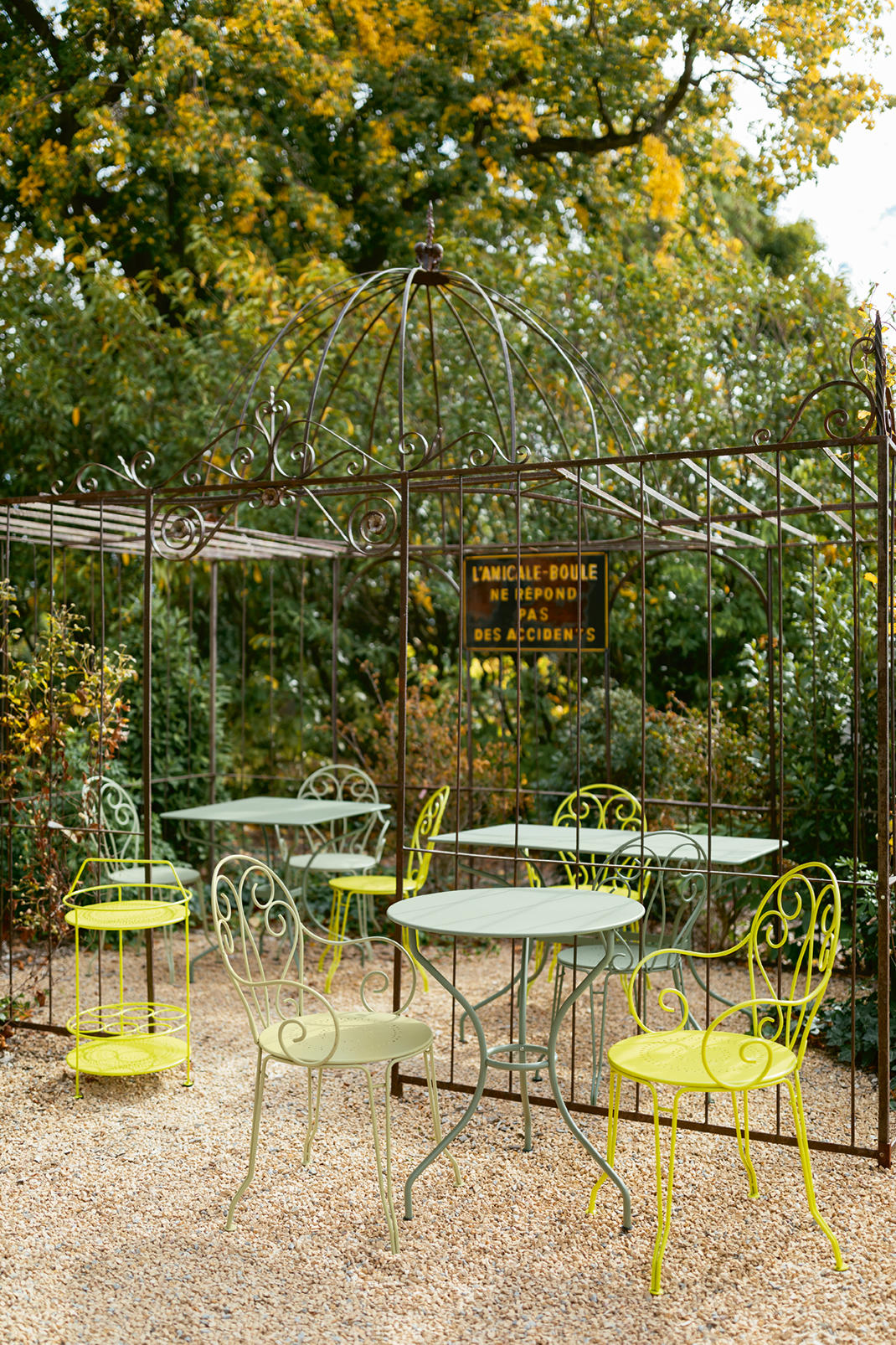 Montmartre | Chair detail