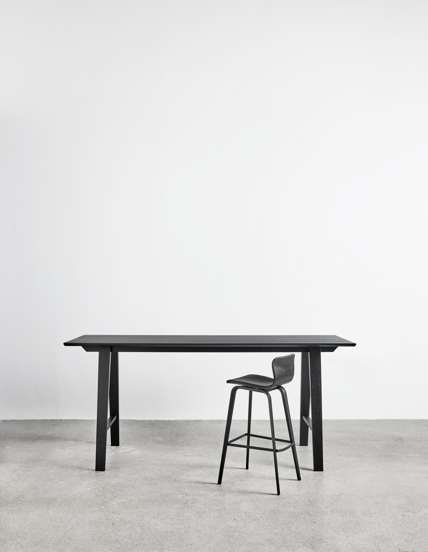 Bar Table Wood detail