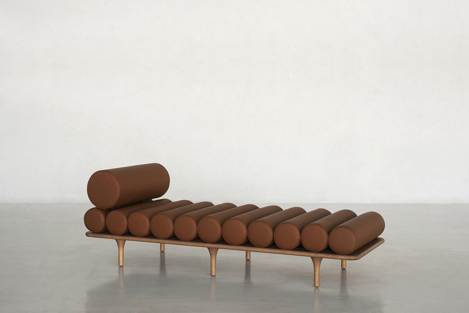 Five To Nine Daybed With Headrest