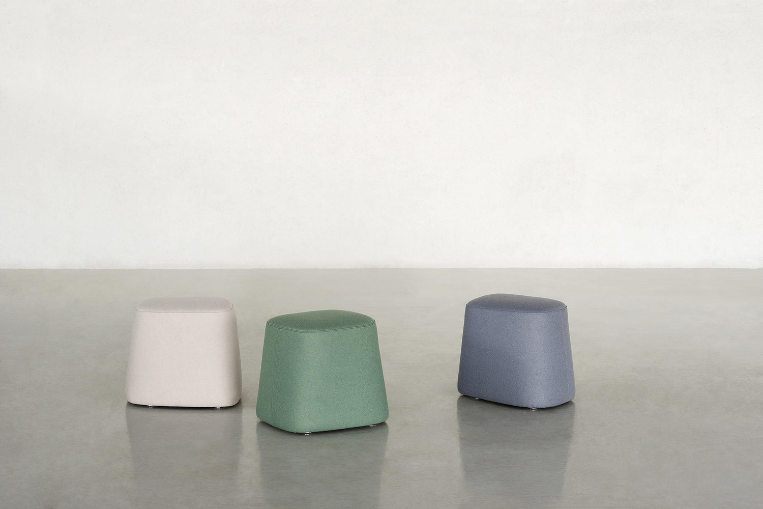 Float Table 92 detail