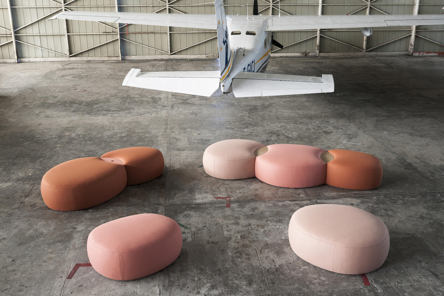 Matera Ottoman 109 detail