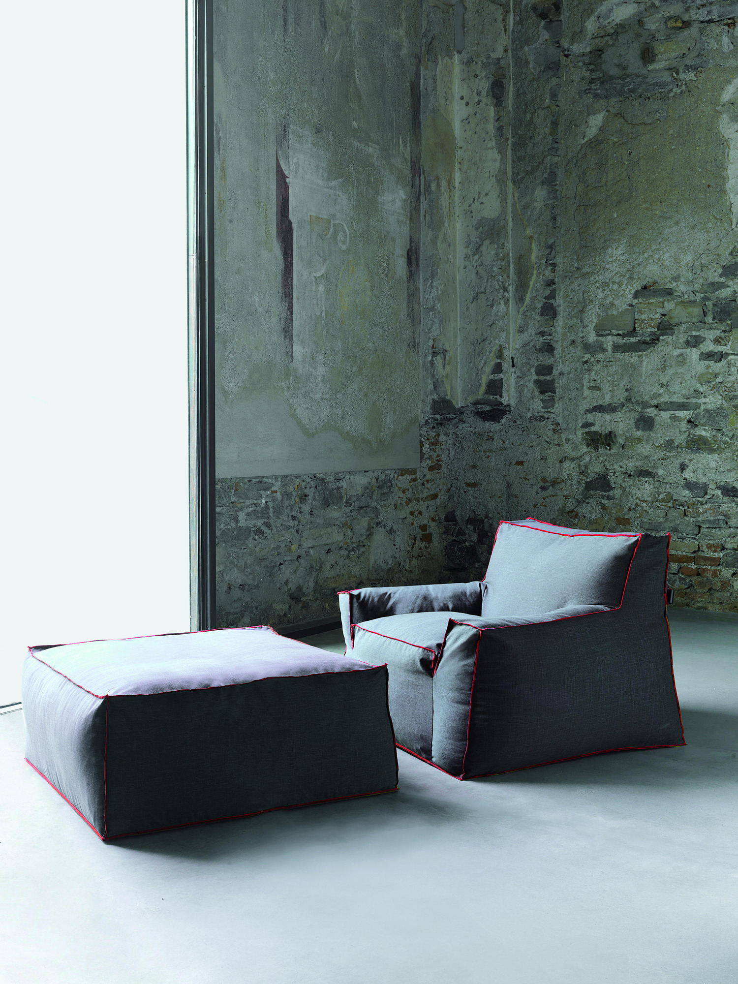 1700 Jelly Armchair detail