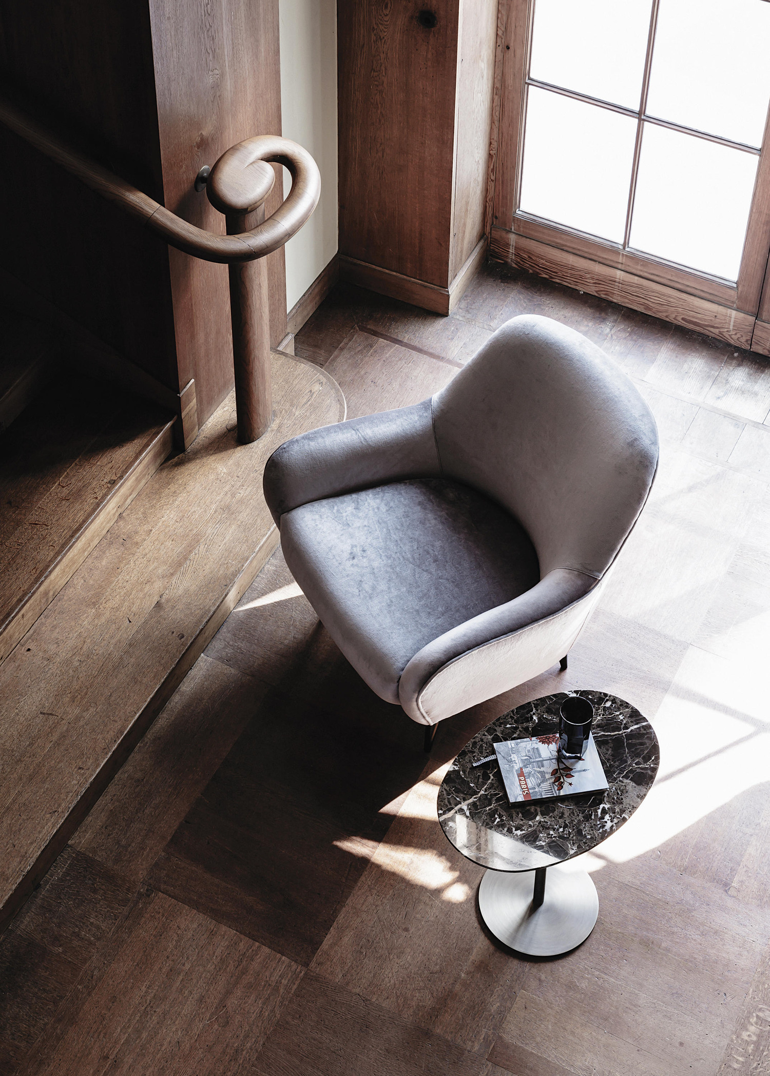 650 Nido Armchair detail
