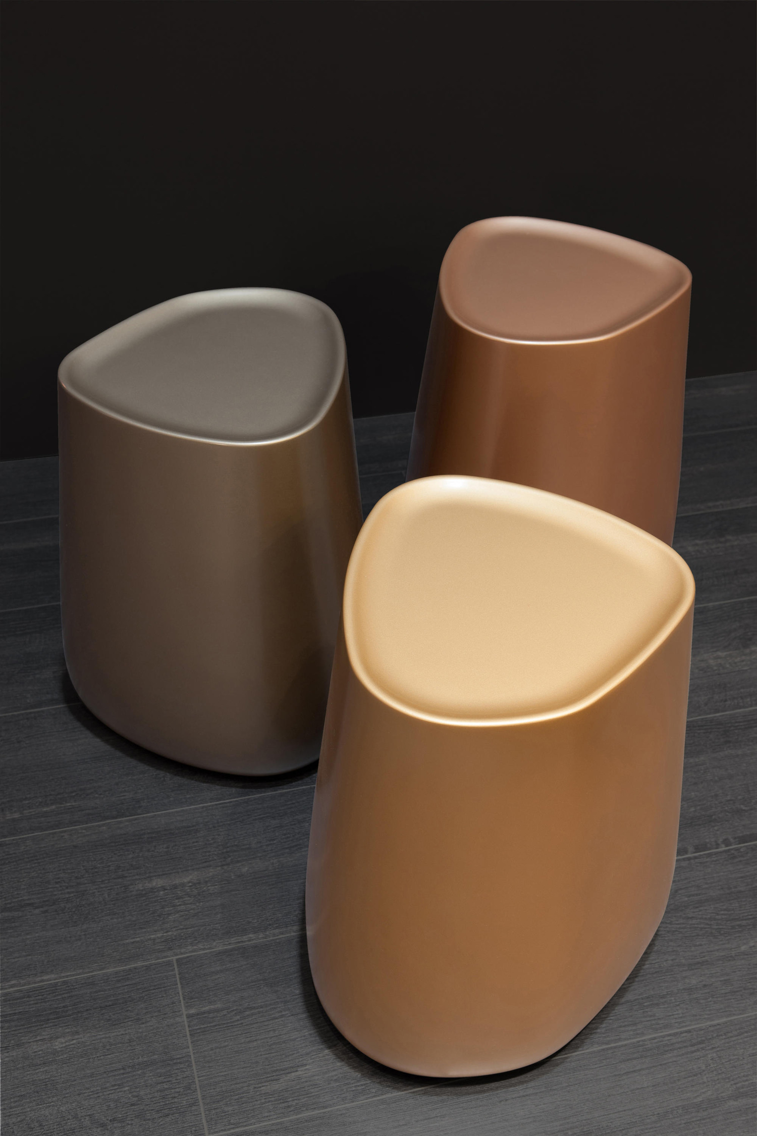 9200 Pico Small Table, Ottoman detail