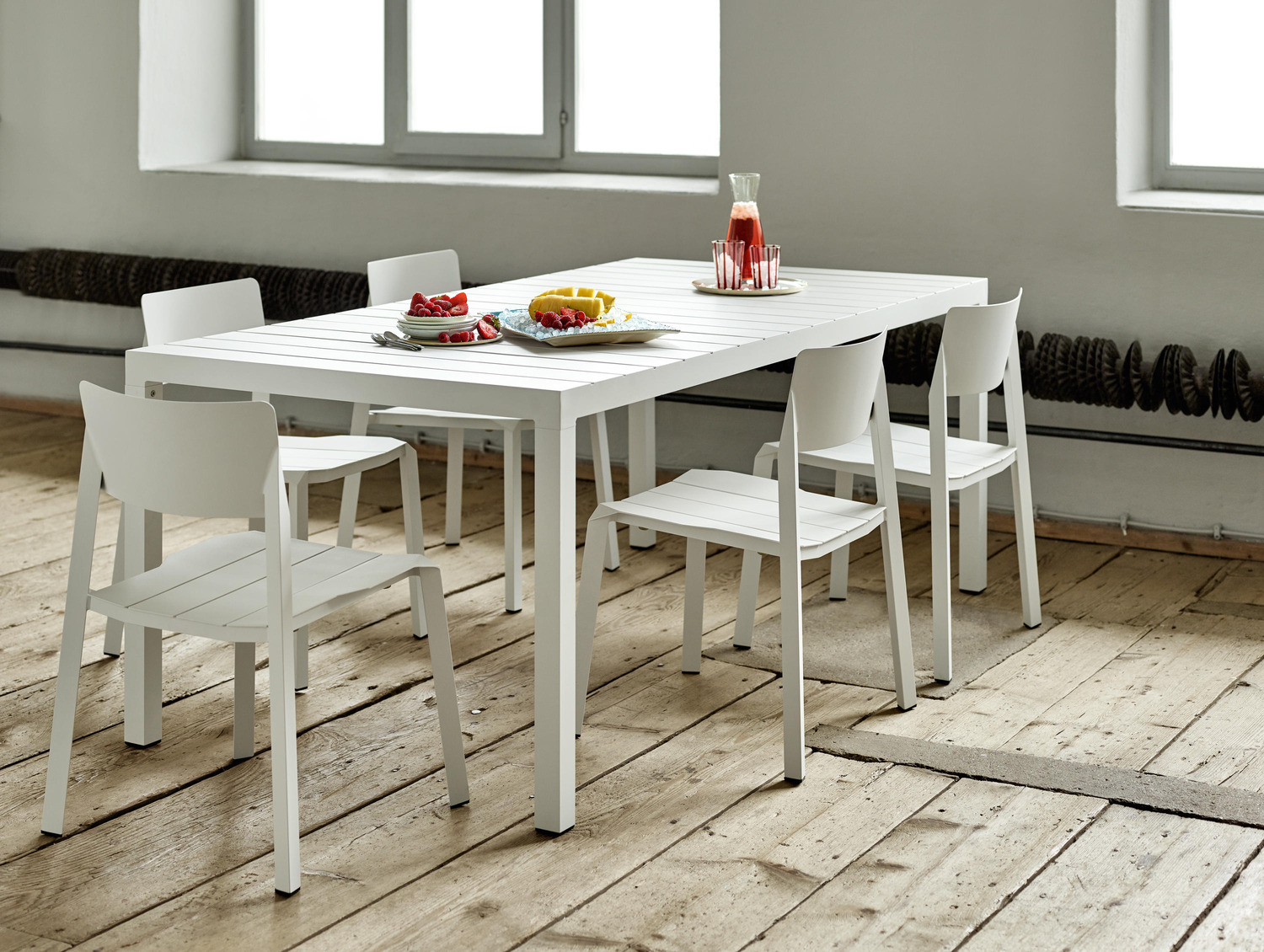 Flow Bar Stool With Seat Cushion detail