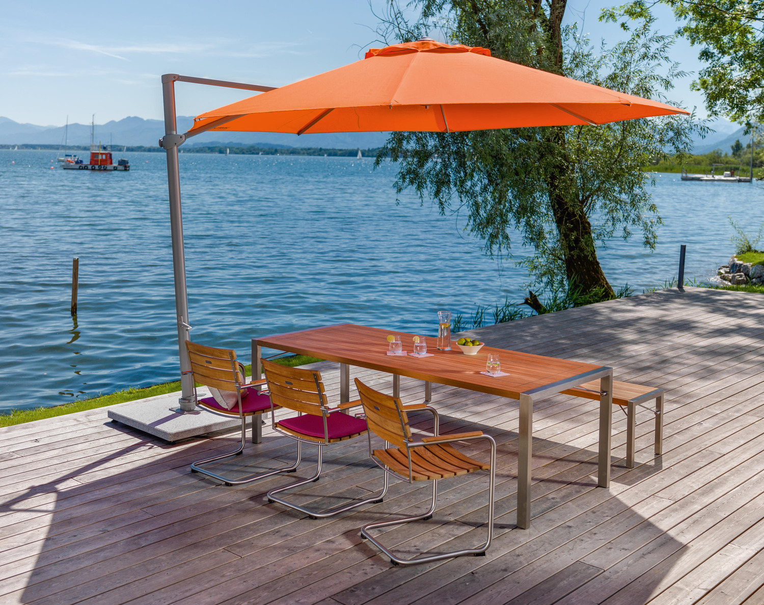 Prato Teak Table 180 X 90 detail